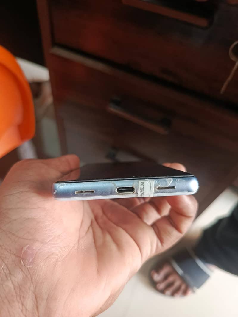 Google Pixel 7a 2