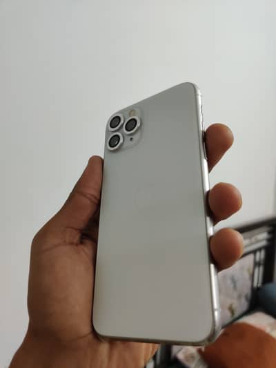 I phone 11 pro 256GB non pta read add first
