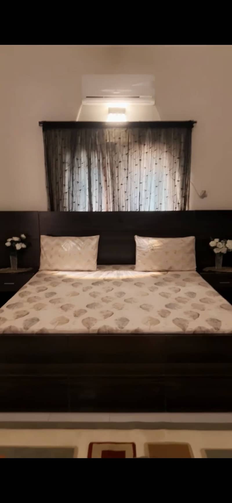 King bed 0