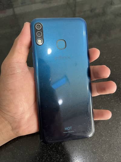 Infinix hot 8 lite 2/32 official pta approved