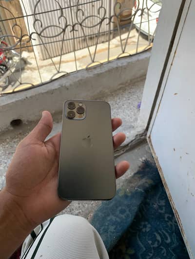 I phone 12 pro FU