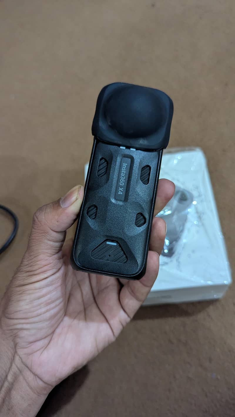 INSTA 360 X4 0