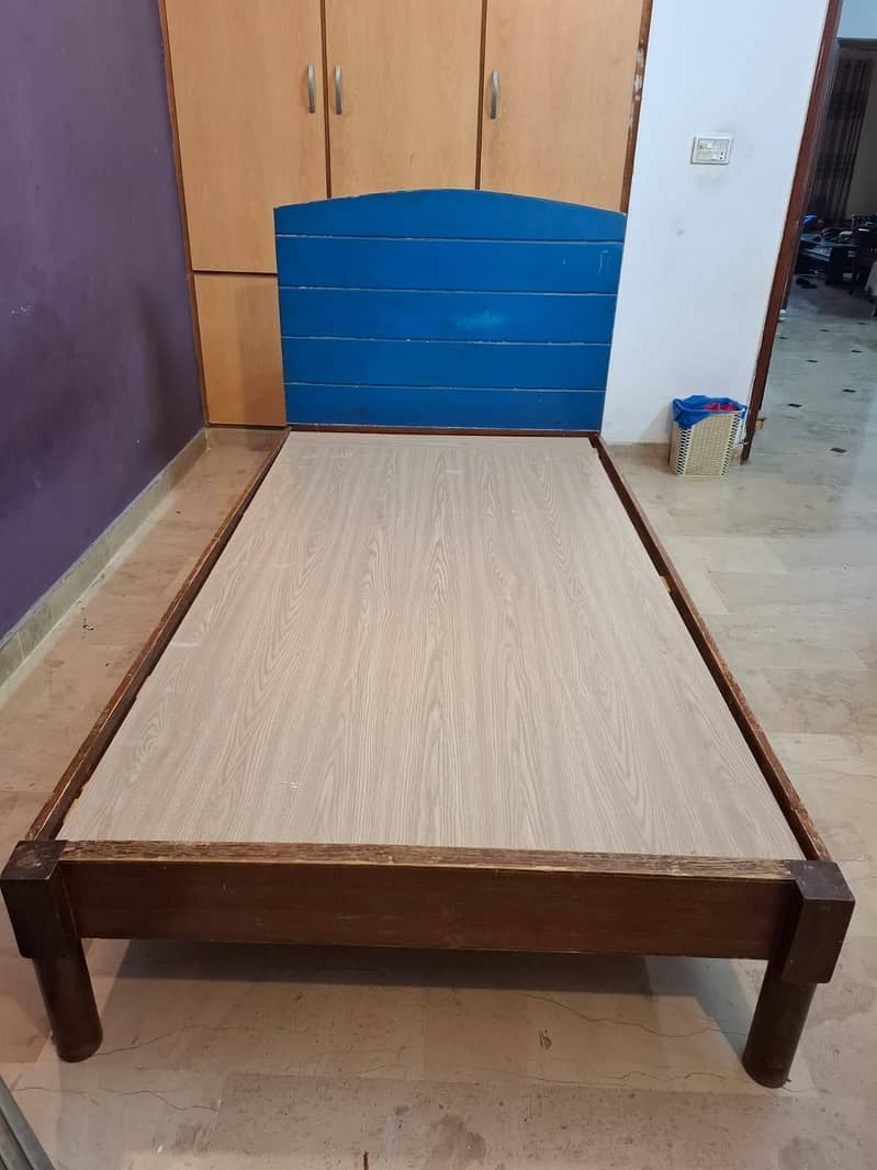Single Bed 3.5 ft width, 7ft length 0