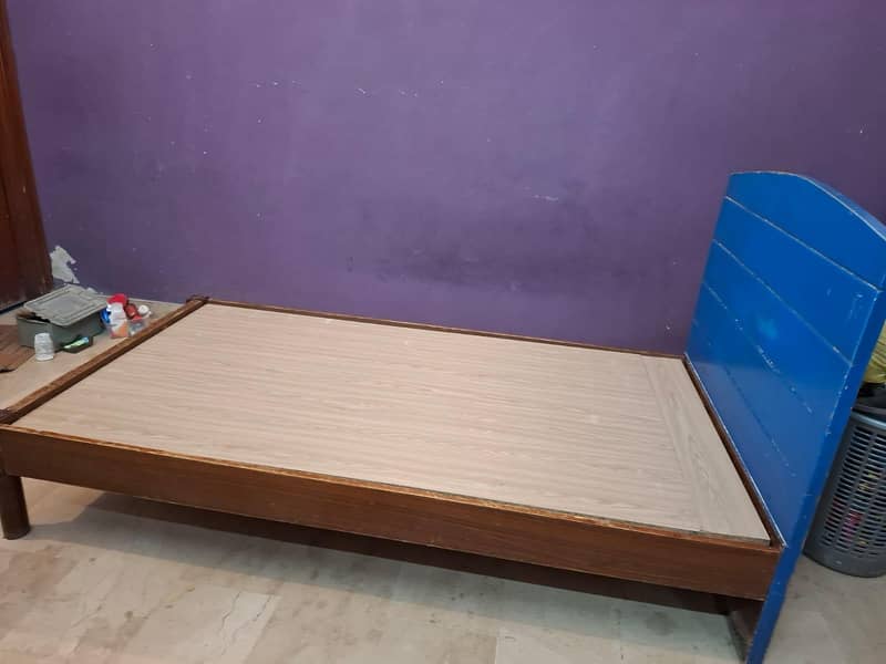 Single Bed 3.5 ft width, 7ft length 1