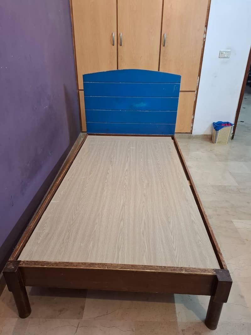 Single Bed 3.5 ft width, 7ft length 6