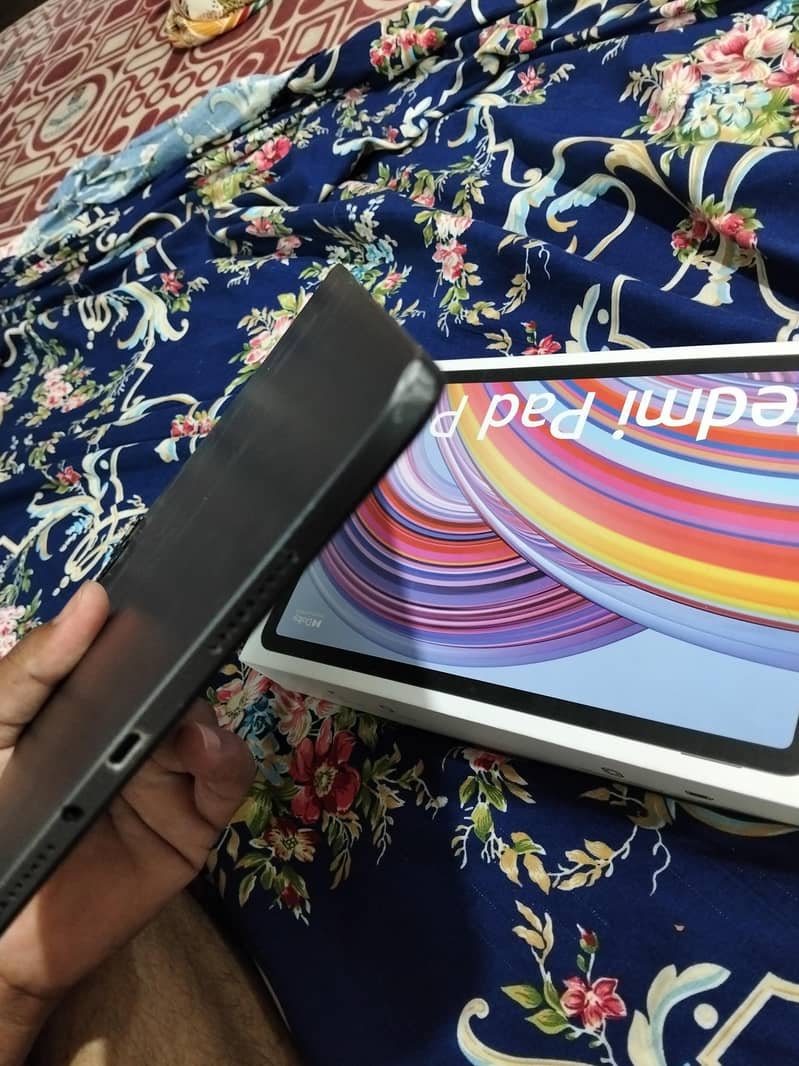 Redmi pad pro 4