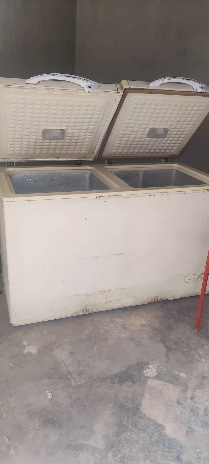 Deep freezer 0