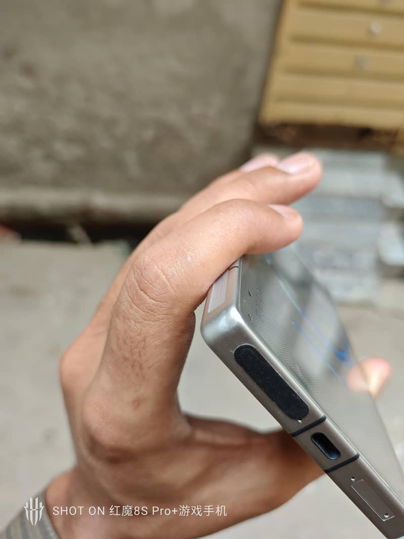 REDMAGIC 11 PRO PLUS (+) 9