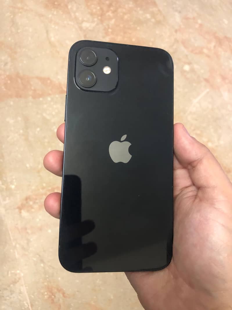 iPhone 12 0