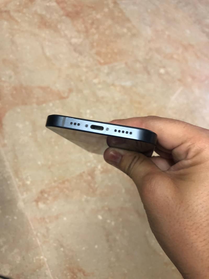 iPhone 12 5