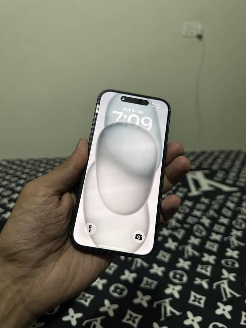iphone 15 2