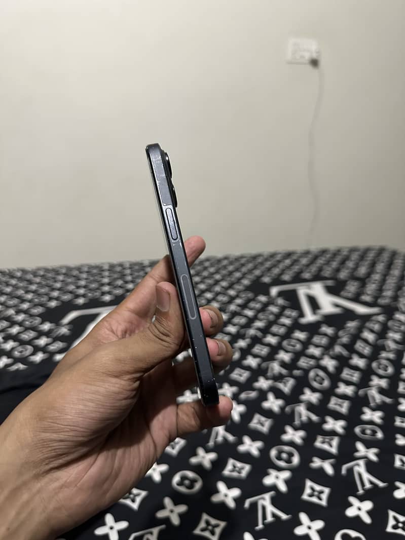 iphone 15 5