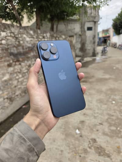 iPhone 15 Pro Max 1TB Storage Non PTA JV | Read Ad !