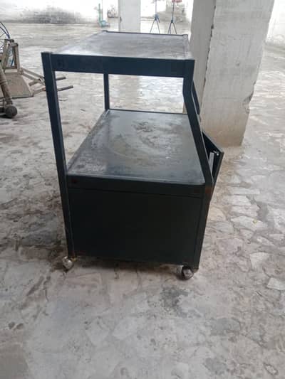 table both for home and shop
