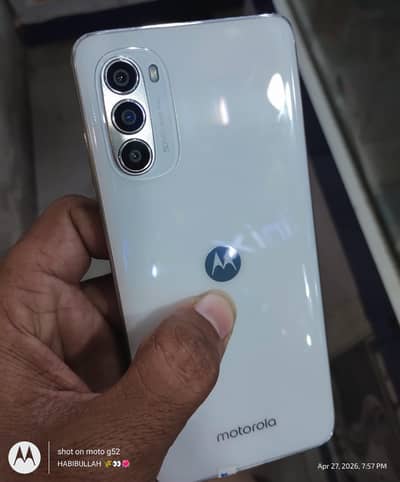 Moto G52