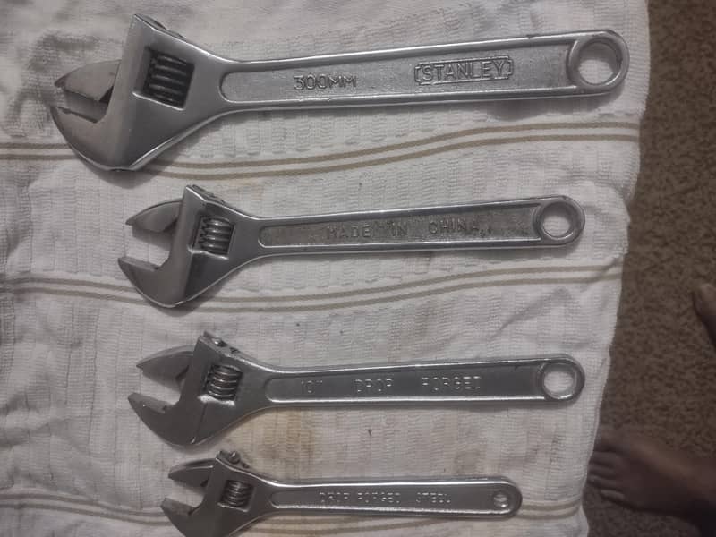 heavy spanner 1