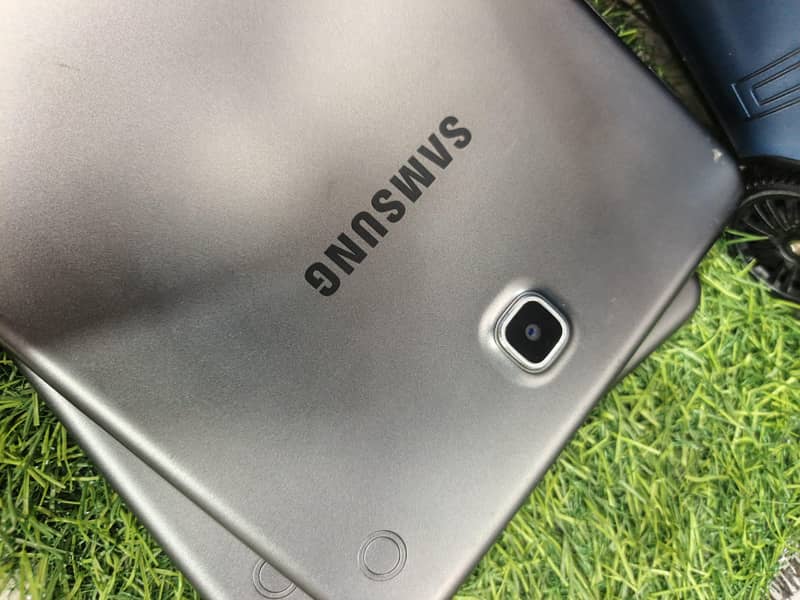Galaxy Tablets 8
