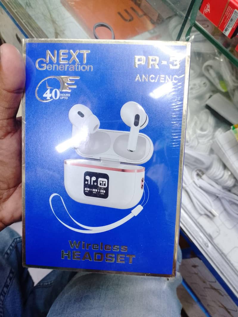 ear buds 0