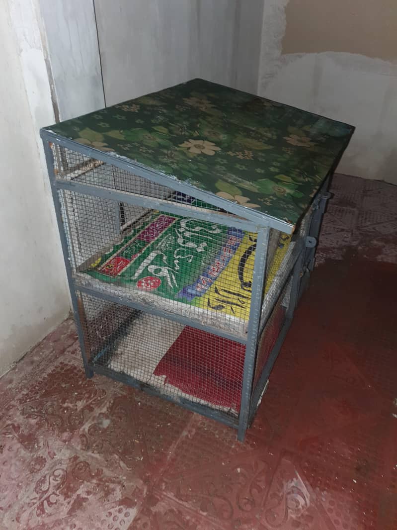 Two section cage 1