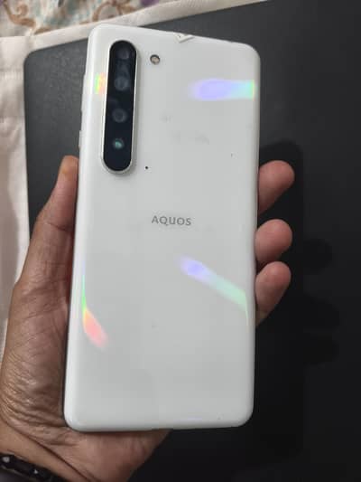 gamers and vloging lovers, Aquos R5g with 10 by 10 condition original