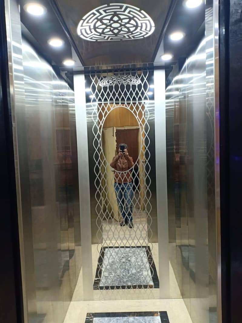Life Elevator's 16
