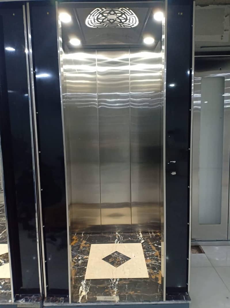 Life Elevator's 18