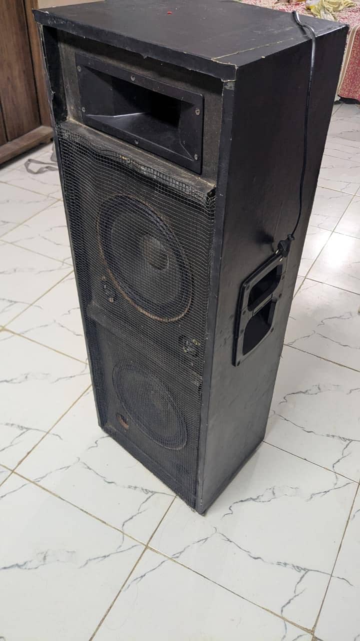 Speaker Box  Amplifier 0