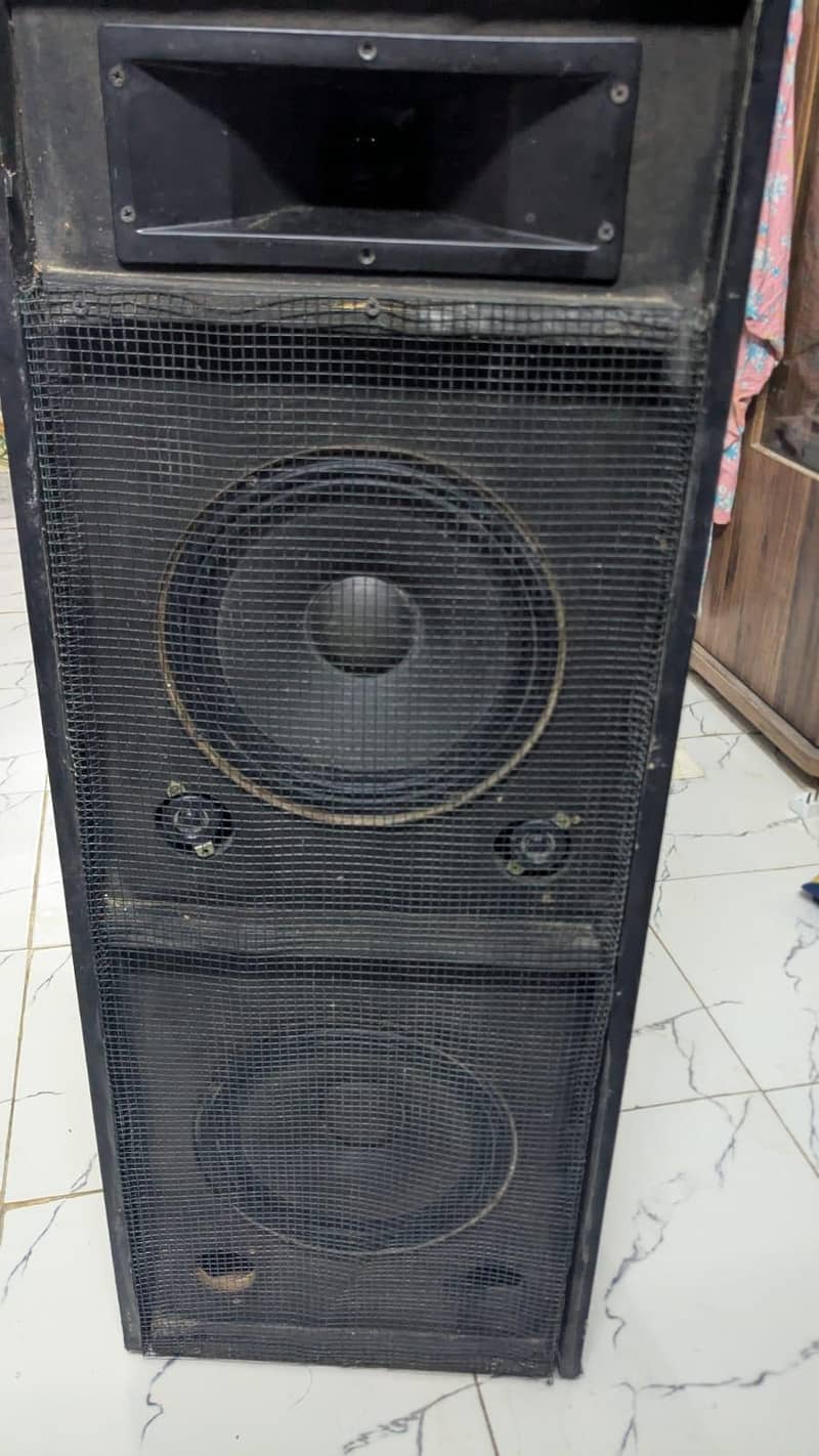 Speaker Box  Amplifier 5