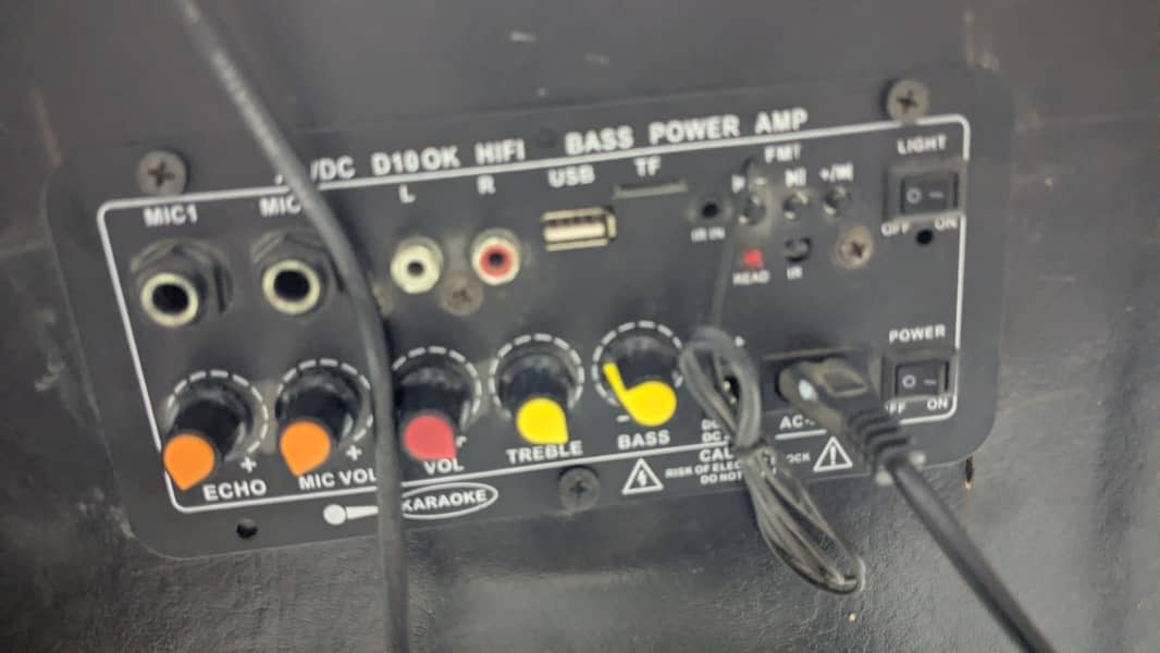 Speaker Box  Amplifier 8