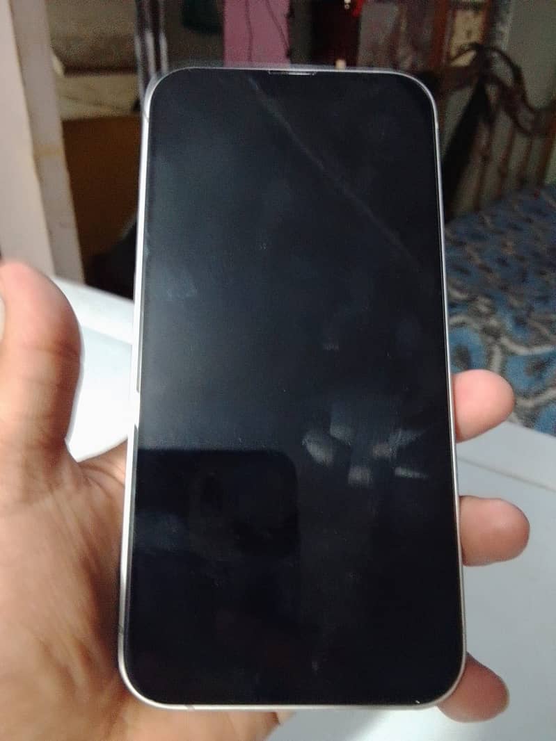 Iphone 16e 1