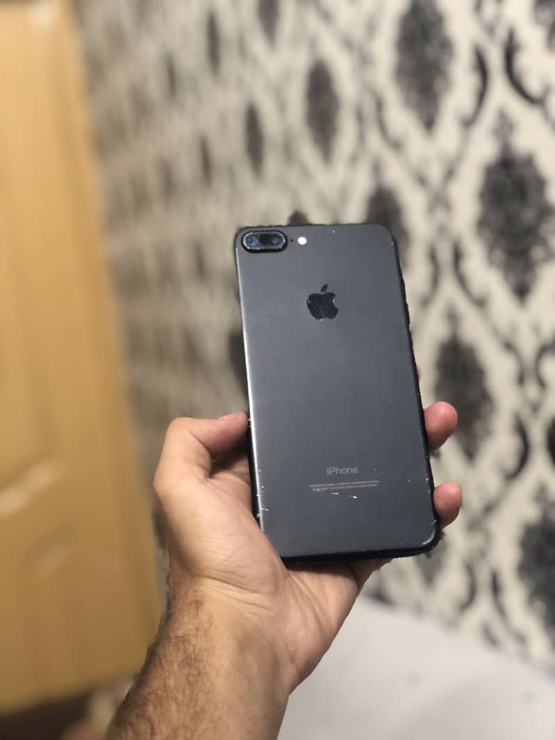 iPhone 7 Plus 1