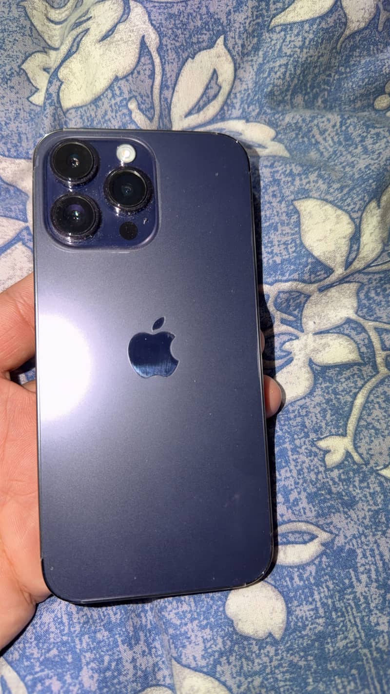 14 pro max 4