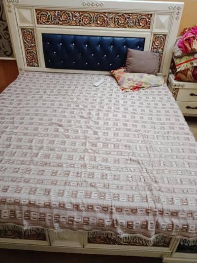 bedroom 4pcs furniture