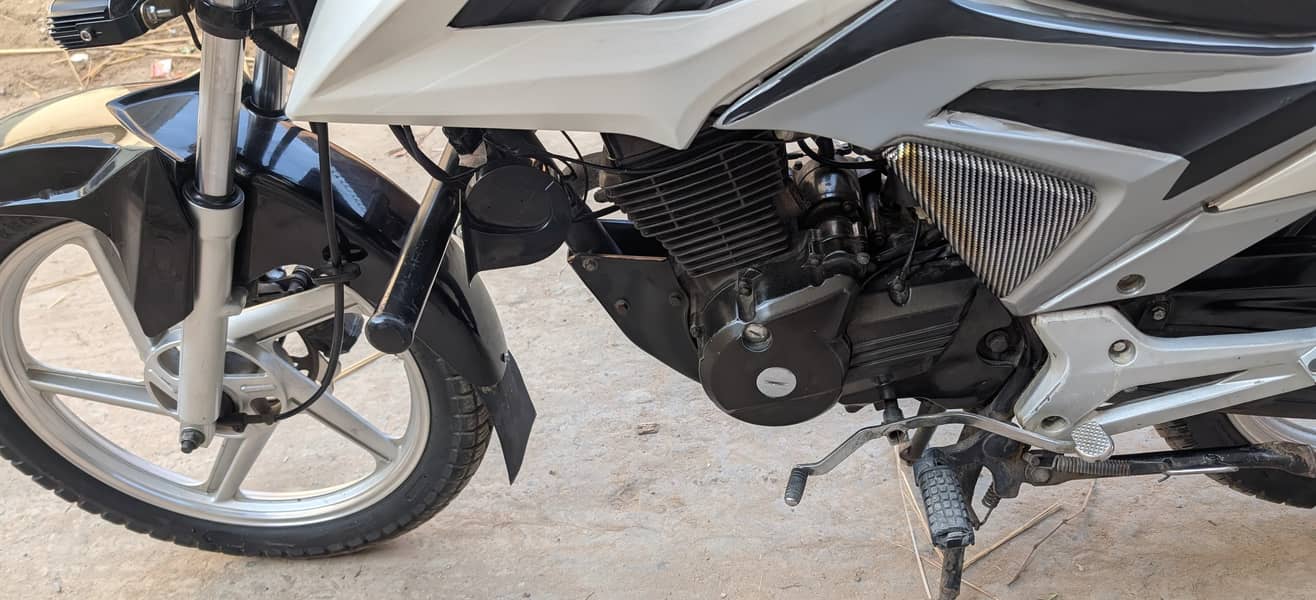 UNITED CCR 150Cc 4