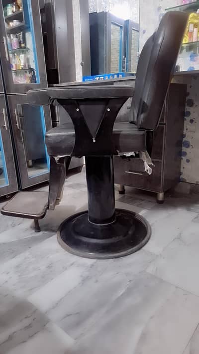 salon chair