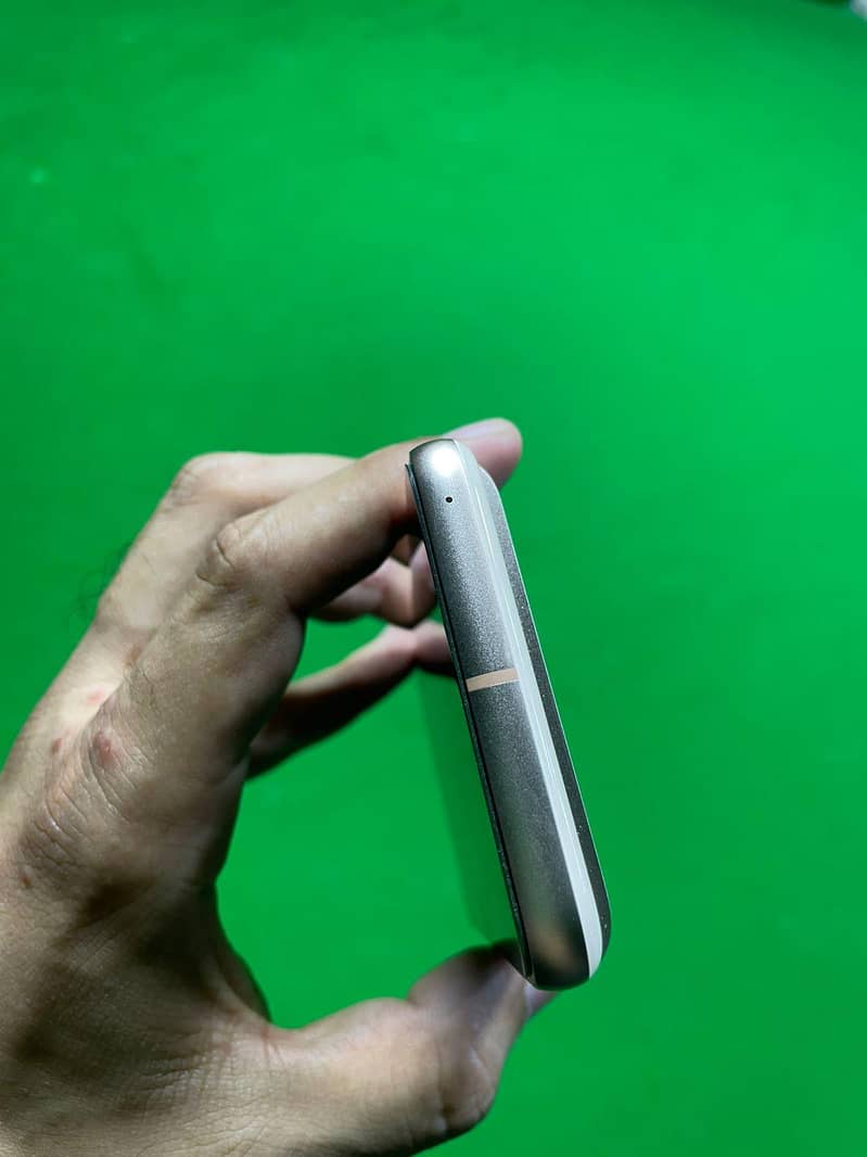 Google pixel 8 3