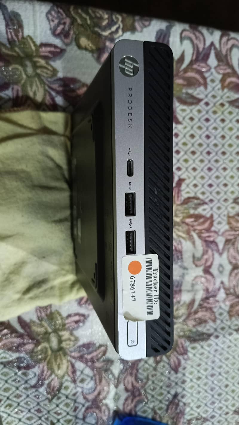 HP Tiny Ryzen 3 2200ge Box + processor 0