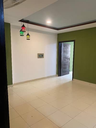 50k Rent With Maintenance Flat