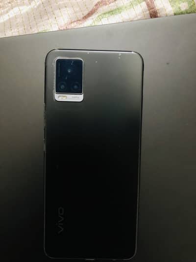 Vivo V20