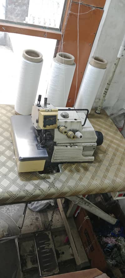 Owerlock machine