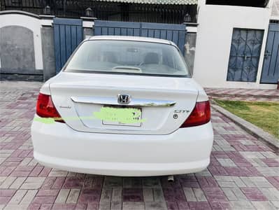 Honda city 2005 model total genuine condition