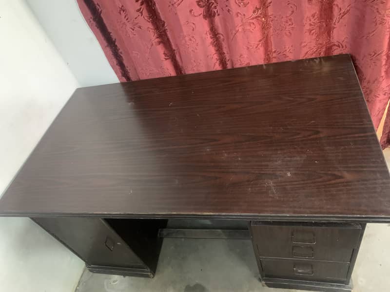 Office Table 4