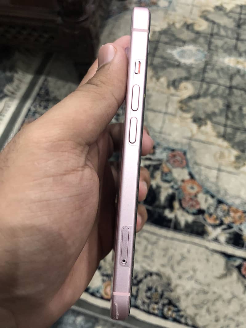 Iphone 15 Non 5
