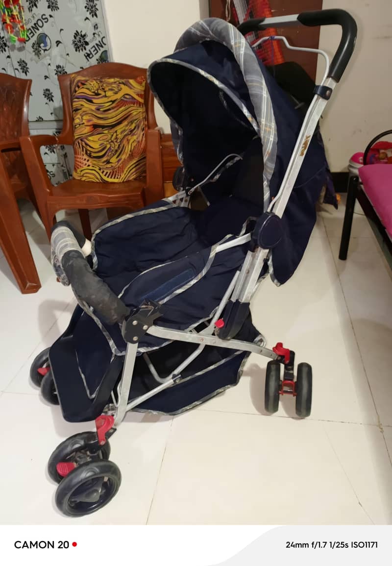 Prams & Walkers 5