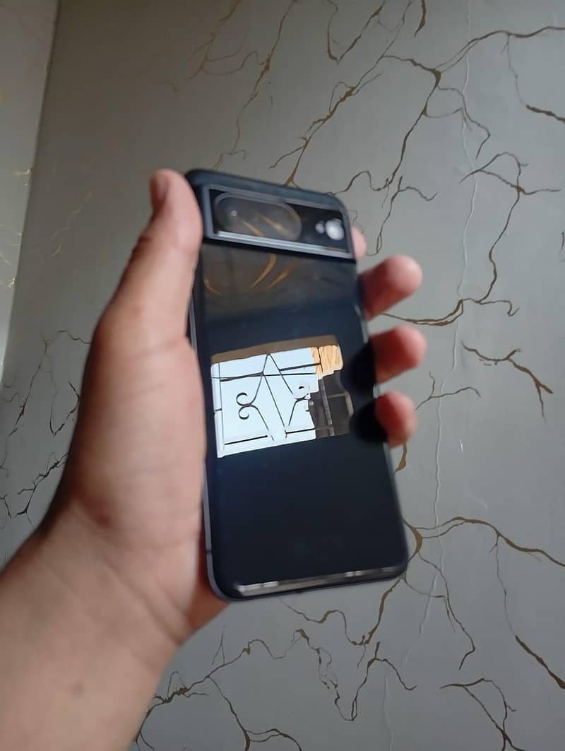 Pixel 8 1