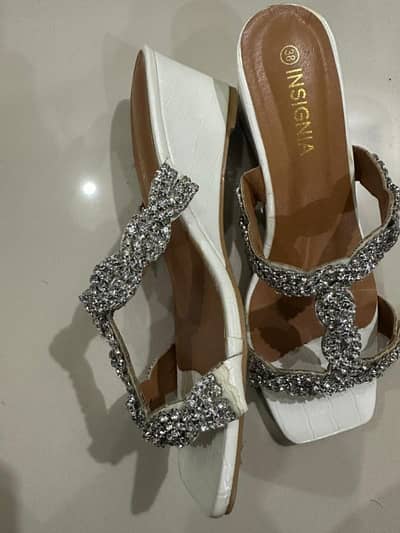 Nike 39,Almas sneakers 38 for sale. heels Ehsan, insignia 39 size