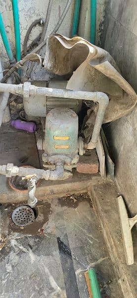 Donkey Pump 1