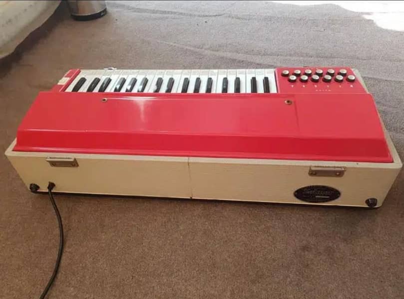 Electrical Harmonium 4