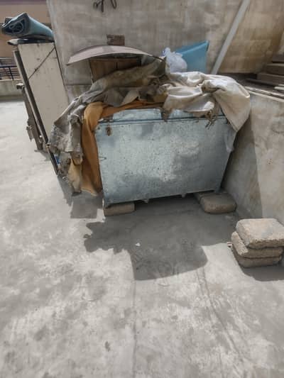 trunk available, sandok, sandoq,