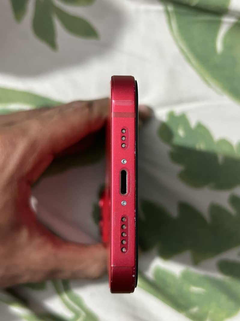 Iphone 14 red 1